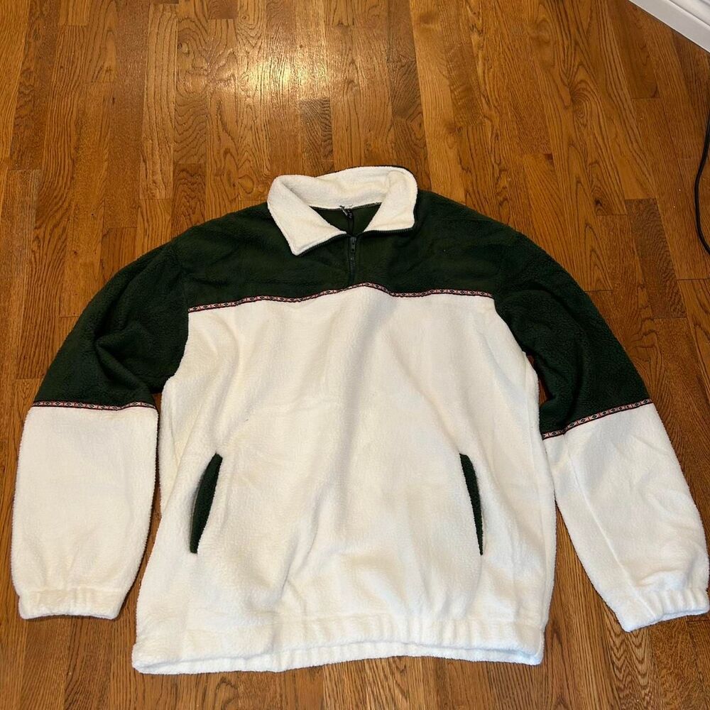 Unbranded Women's Green and White Jumper